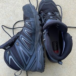 Salomon X-ultra wide Gortex hiking boots